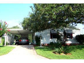 1761 Lauren Ln., The Villages, FL 32159