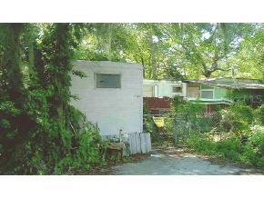 18660 SE 22 Ln., Ocklawaha, FL 32179