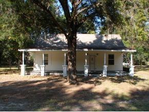 13095 SE 120 St., Ocklawaha, FL 32183