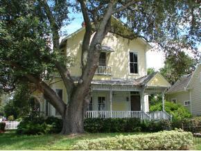 205 SE Sanchez Ave., Ocala, FL 34470