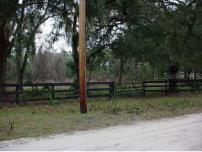 15970 NE 137th Ct., Fort Mccoy, FL 32134