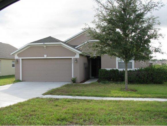 2431 Merry Rd., Tavares, FL 32778