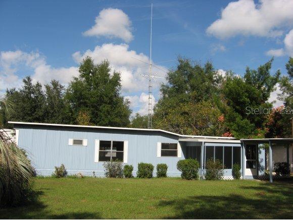 17897 SE 52 St., Ocklawaha, FL 32179