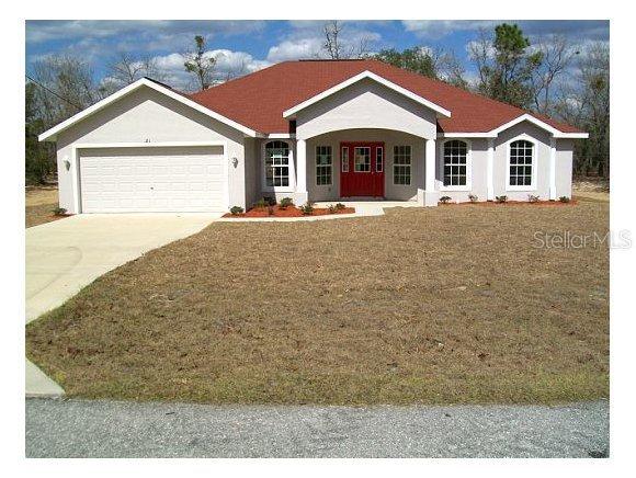 81 Malauka Track, Ocklawaha, FL 32179