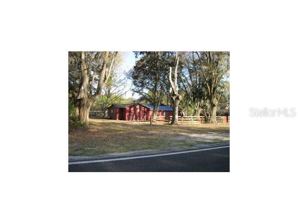 13525 NE Jacksonville Rd., Sparr, FL 32192