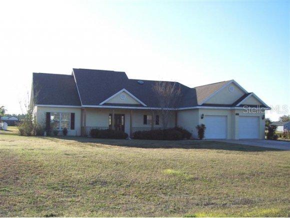 5225 Green Briar Dr., Lady Lake, FL 32159