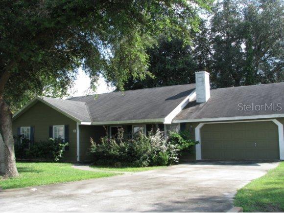 12 Almond Pl., Ocala, FL 34472
