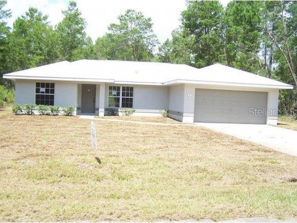 4 SE Bay Terrace Way, Ocklawaha, FL 32179