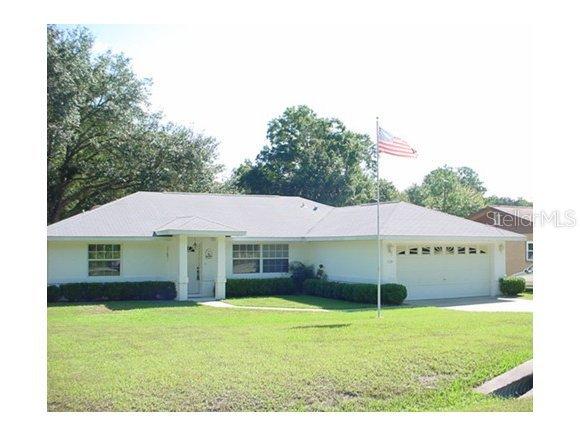 1769 SE 163 Ter., Ocklawaha, FL 32179
