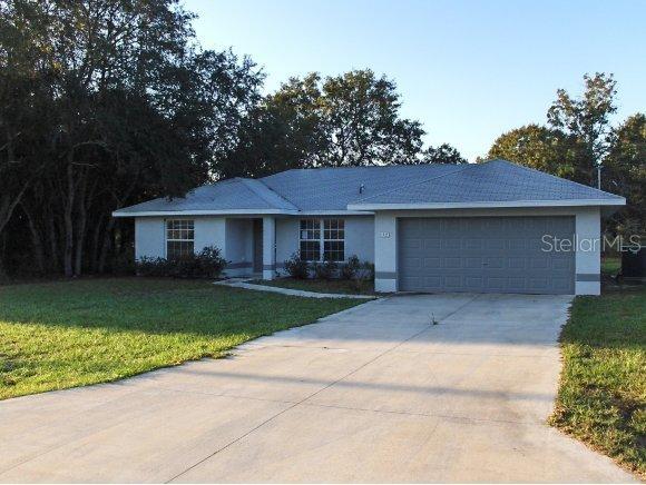 32 Malauka Track, Ocklawaha, FL 32179