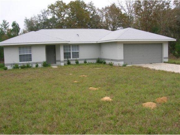 49 Fisher Way, Ocklawaha, FL 32179