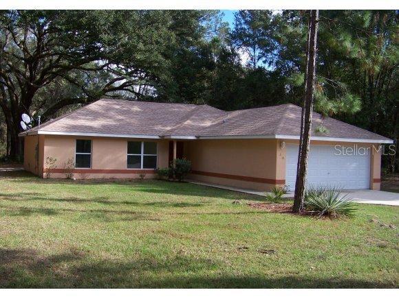 15 Sequoia Loop Ct., Ocklawaha, FL 32179