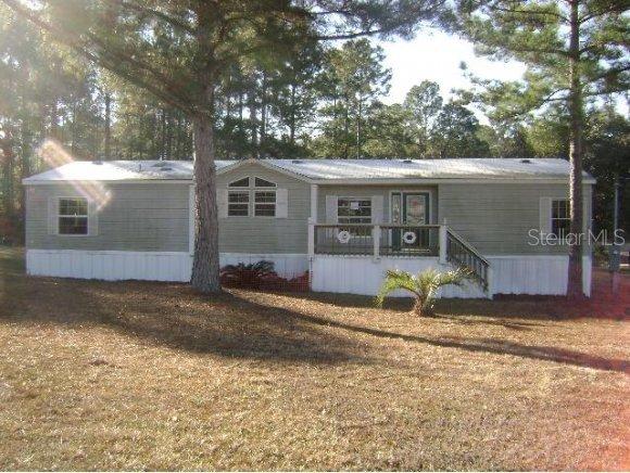 17690 SE 86 St., Ocklawaha, FL 32179