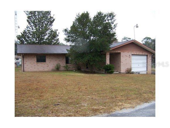 13275 SE 106 Ter., Ocklawaha, FL 32179