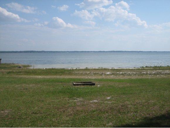 12950 SE Highway 25, Ocklawaha, FL 32179