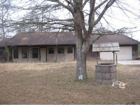 9850 NE 100 St., Fort Mccoy, FL 32134