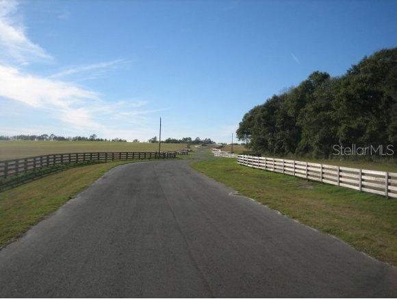 #'s 4-6 NE #''s 4 - 6 140 Ave (aka High, Williston, FL 32696