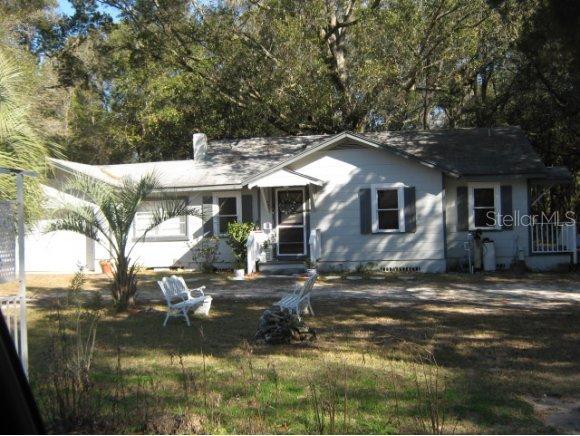 1043 NE 20 St., Ocala, FL 34470