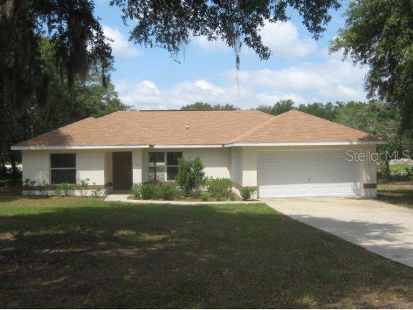 189 Fisher Lane Ct., Ocklawaha, FL 32179