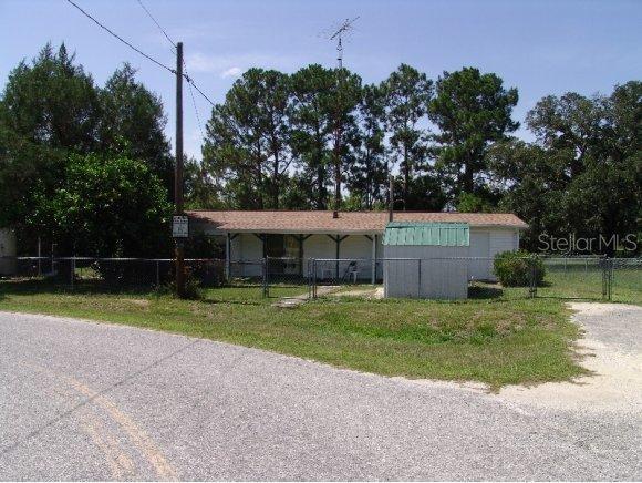 17320 SE 34 Ln., Ocklawaha, FL 32179