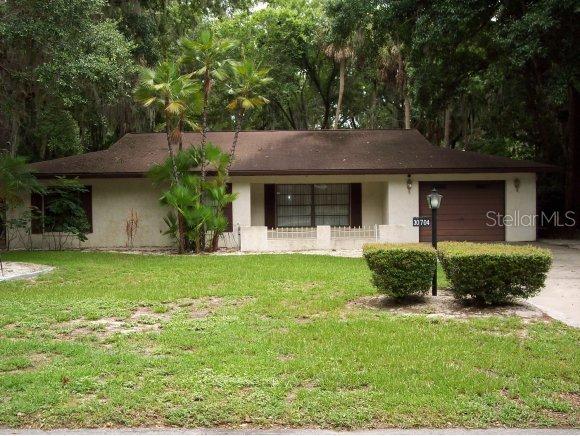 30704 Cove Rd., Tavares, FL 32778
