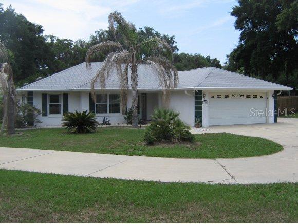 10461 SE Sunset Harbor Rd., Summerfield, FL 34491