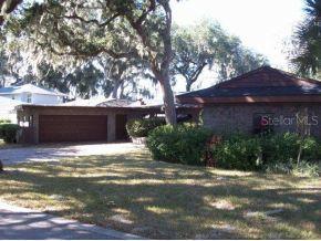 590 Banning Beach Rd., Tavares, FL 32778