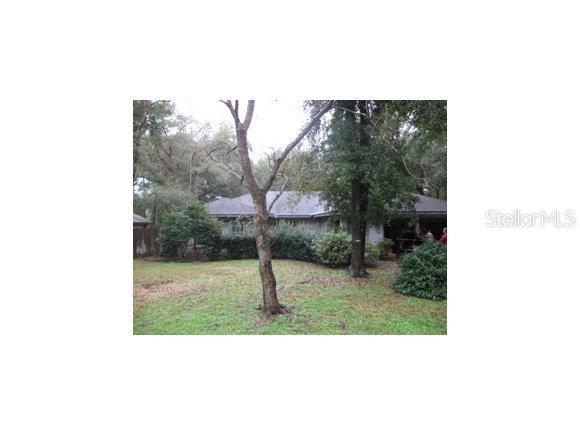 63 Pecan Dr., Ocala, FL 34472