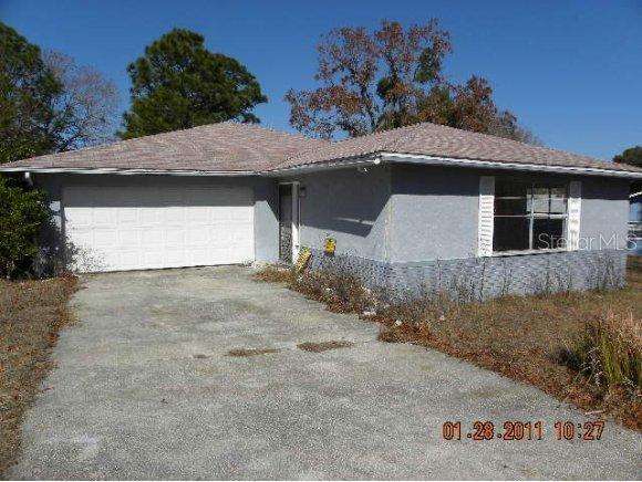 561 Silver Course Loop, Ocala, FL 34472