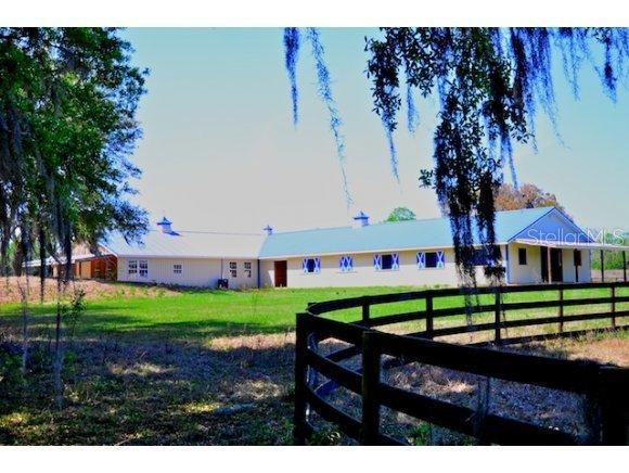 2865 NW 137 Pl., Reddick, FL 32686