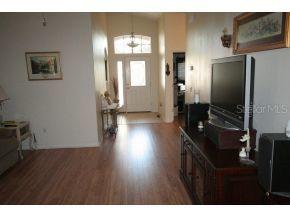 39921 Bayview Dr., Lady Lake, FL 34421