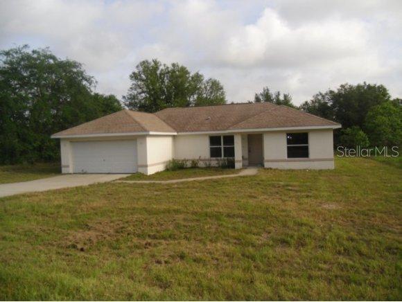 337 Malauka Loop, Ocklawaha, FL 34472