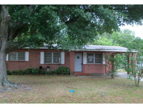 1011 Perkins St., Leesburg, FL 34748