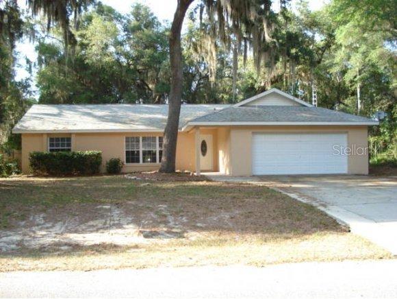15 Larch Dr., Ocala, FL 34480