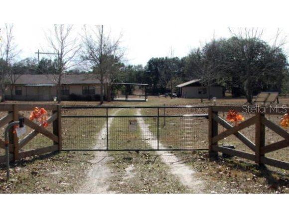 16580 NW 192 St., Williston, FL 32696