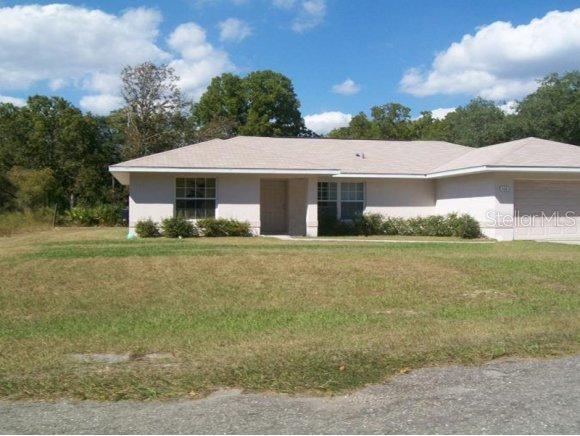 131 Guava Pl Dr., Ocklawaha, FL 32179