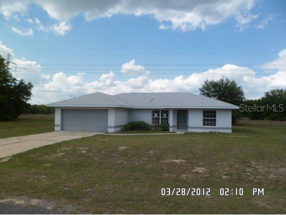 10 Bay Pl Ct., Ocklawaha, FL 32179