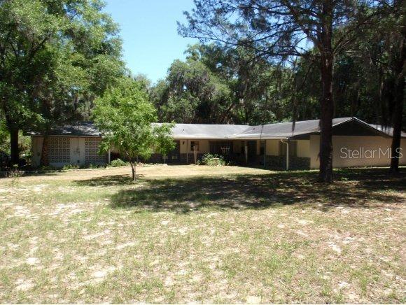 10555 SE Sunset Harbor Rd., Summerfield, FL 34491