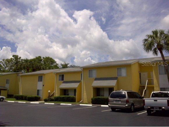 581 B B Fairways Cir., Ocala, FL 34472