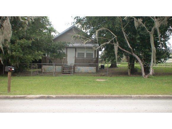 5751 SE Robinson Rd., Belleview, FL 34420