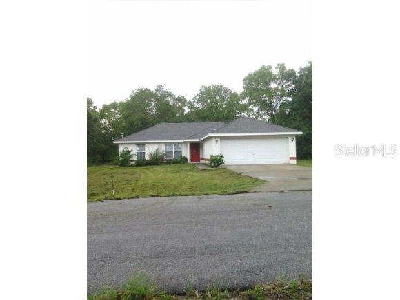 82 SE Fisher, Ocklawaha, FL 32179