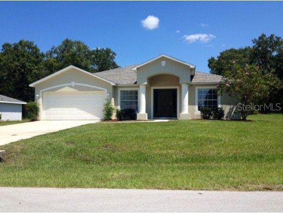 24 Pine Ct Loop, Ocala, FL 34472