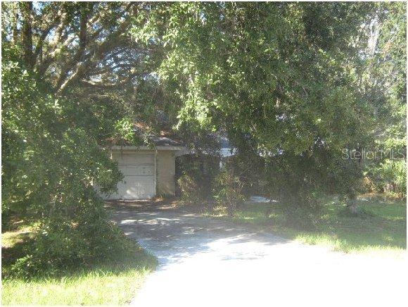 302 Bahia Cir., Ocala, FL 34472