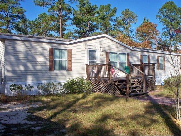 11770 SE 165th Ave., Ocklawaha, FL 32179