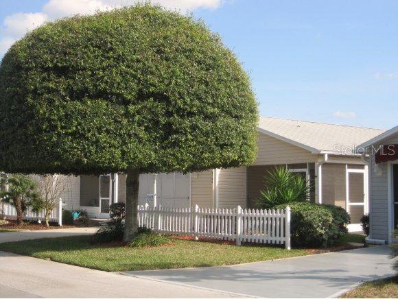 2146 Estevez Dr., The Villages, FL 32159