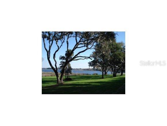 11837 E Highway 25, Ocklawaha, FL 32179