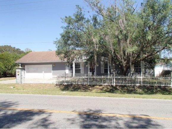 9005 SE Sunset Harbor Rd., Summerfield, FL 34491