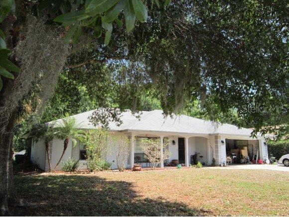 104 E Delaware St., Tavares, FL 32778