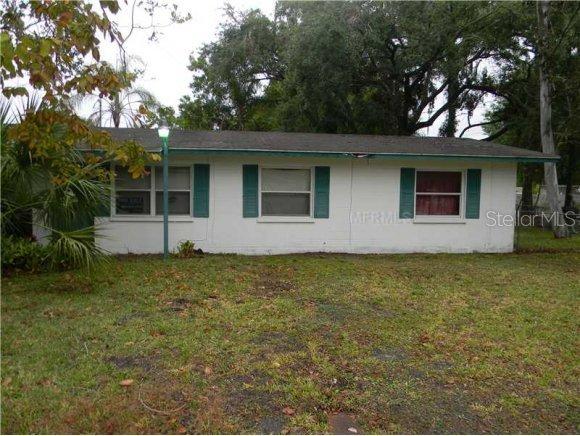 1207 56 Ave Dr., Bradenton, FL 33409