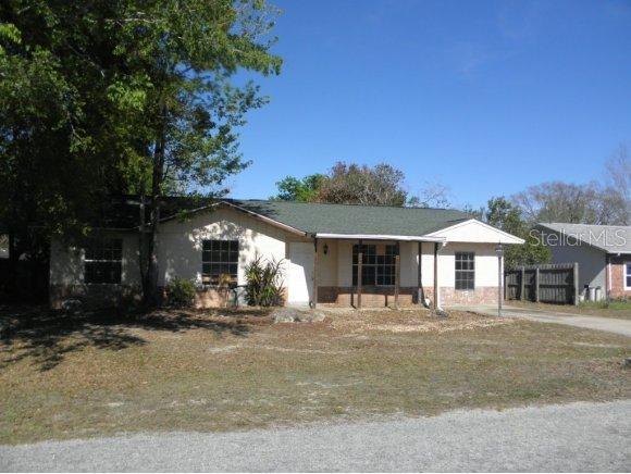 32 Oak Loop, Ocala, FL 34472